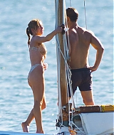 144.jpg