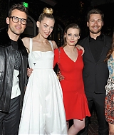 044.jpg